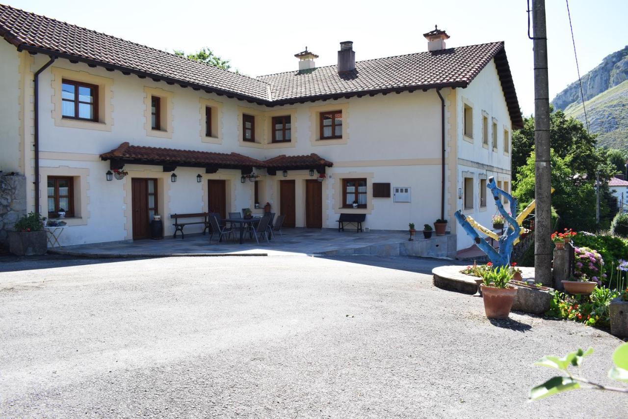 Apartamentos Rurales La Taberna Matienzo Екстериор снимка